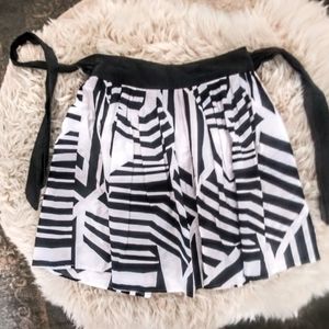 Connection 18 black/white pattern cotton skirt